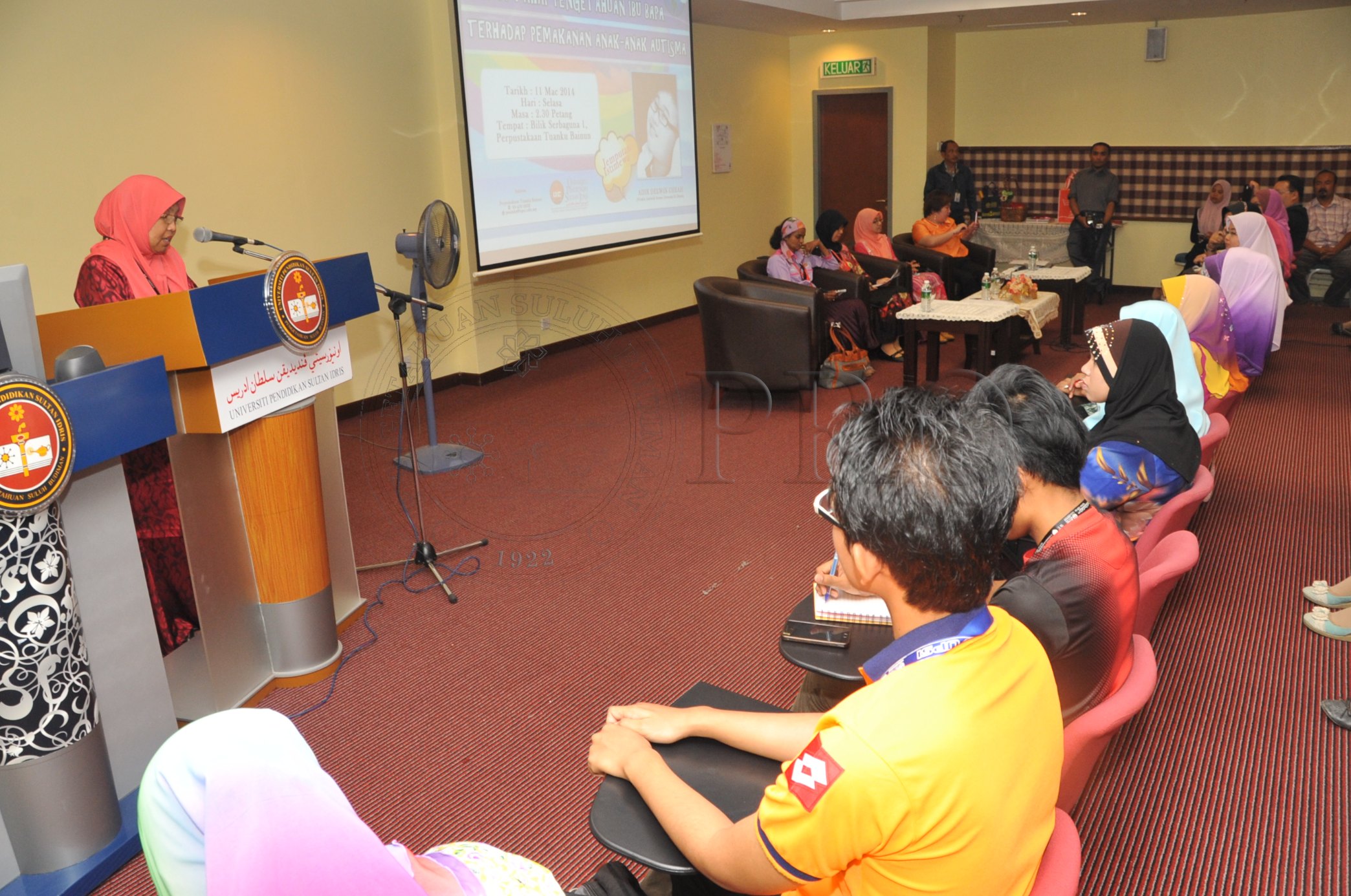 PRO 14 03 AUTISME PRO 6404